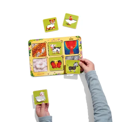 Wooden Sorter Puzzle "Whose Pattern? (stencil)" (mini)