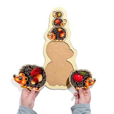 Wooden Sorter Puzzle (inset board) "Hedgehogs"