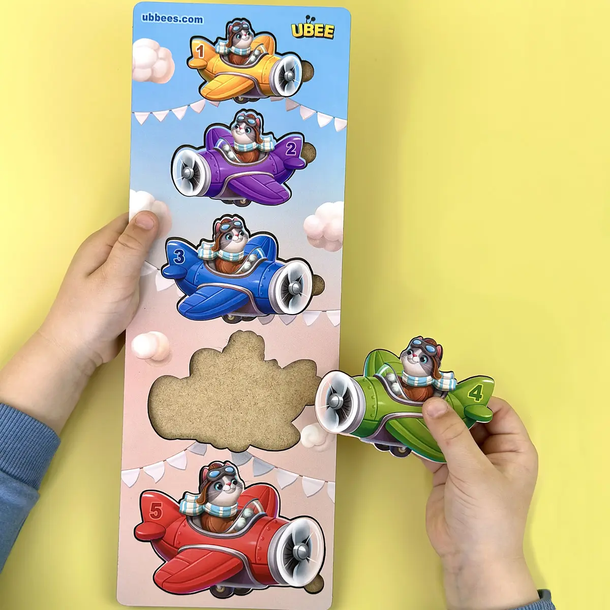 Гра "Літаки більше - менше"