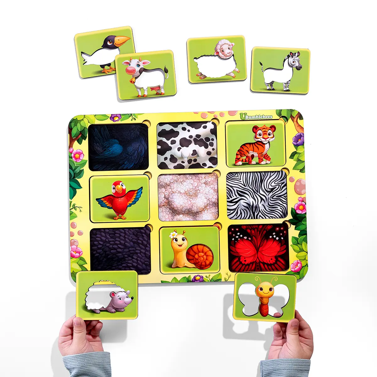 Дерев'яний сортер, рамка-вкладка "Де чий візерунок? (трафарет)"